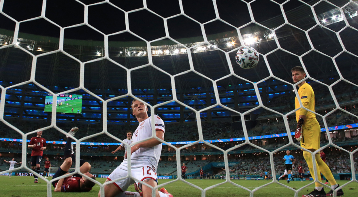 外脚背助攻,欧洲杯神助攻