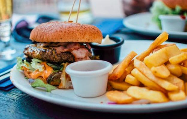 微商在英国,微商在英国的现状