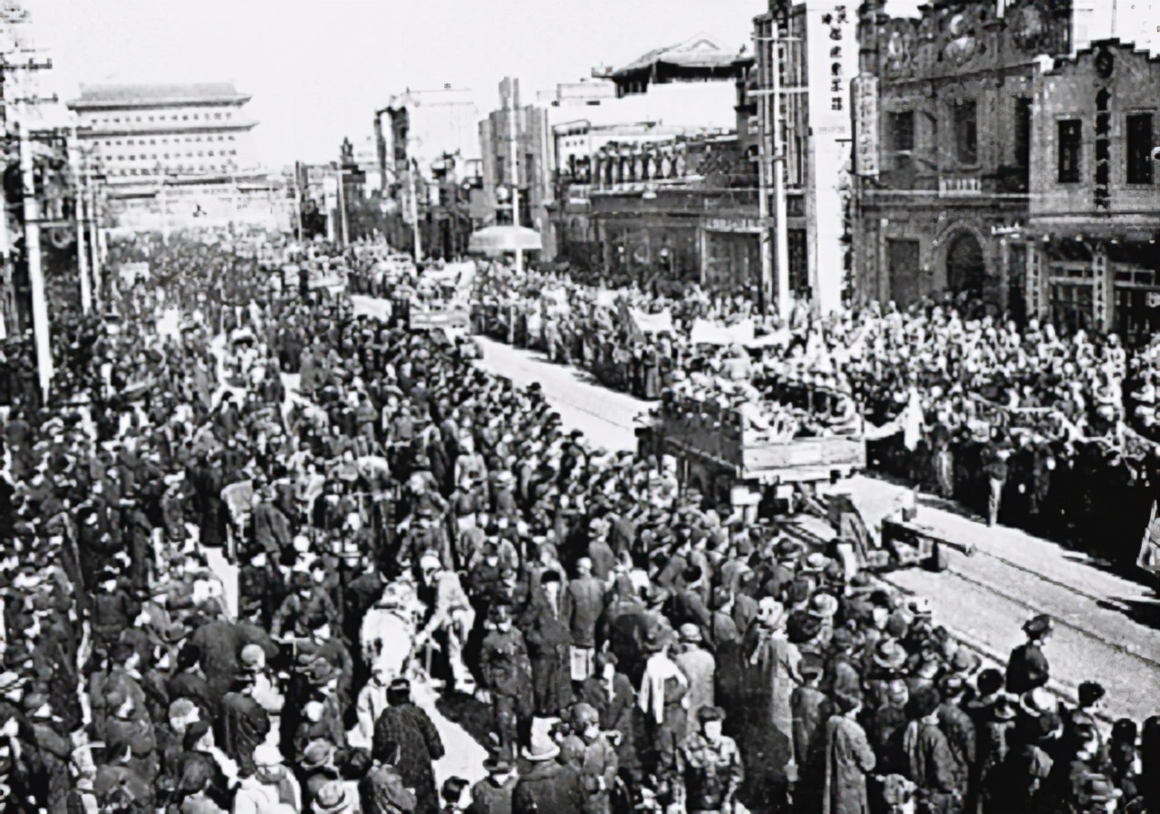 十大元帅，单论战功谁排第一？毛主席又给予了他们怎样的评价？