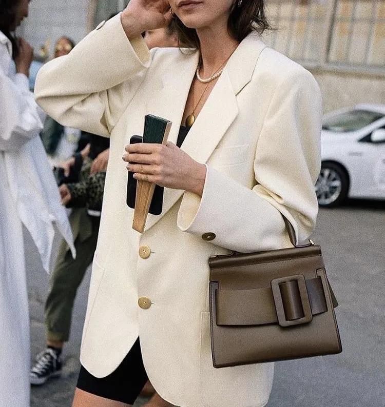 为啥相同的穿搭自己不穿不好看,同样的穿搭为什么别人穿更好看