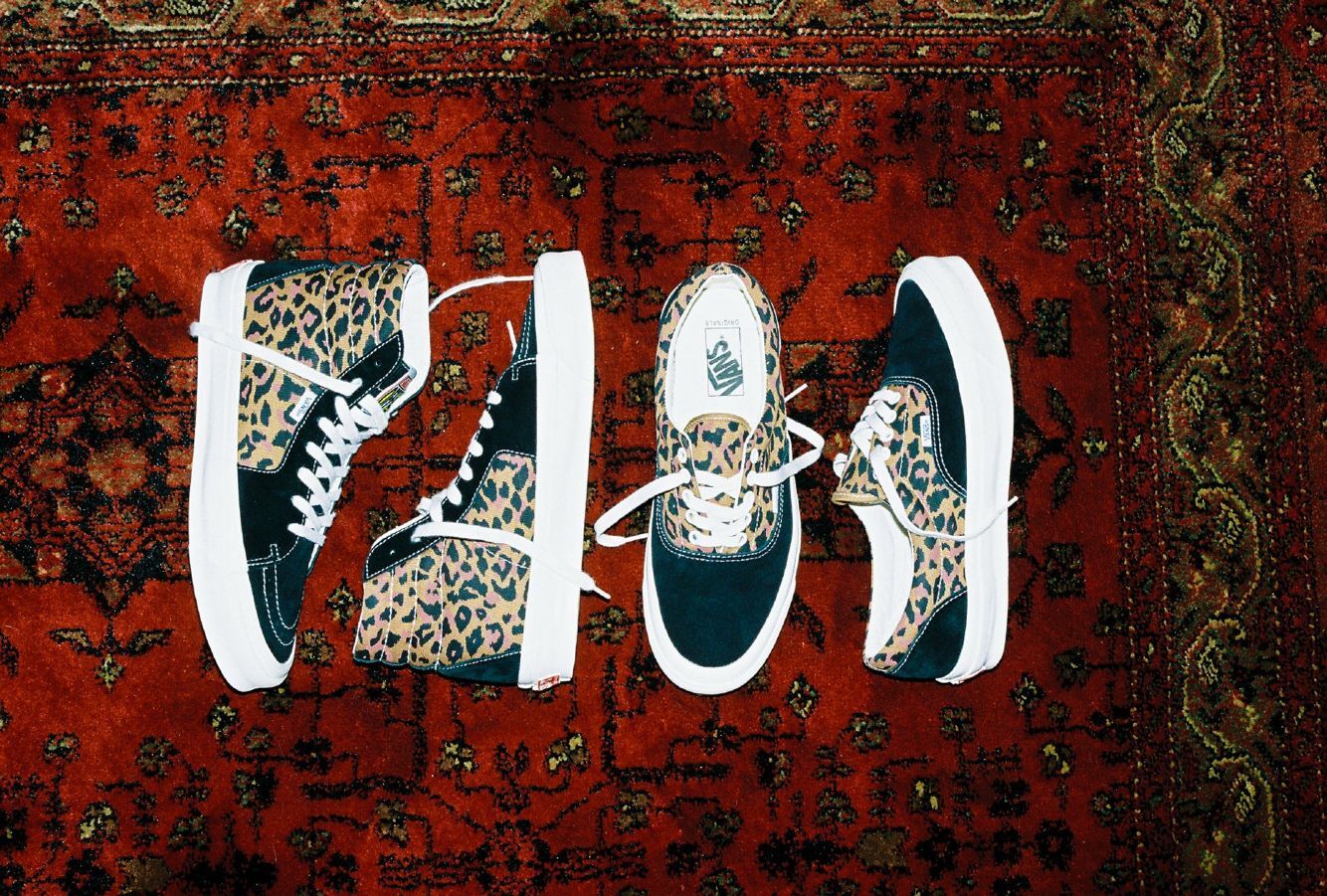 vans蓝色动物纹,vans棋盘格新年款