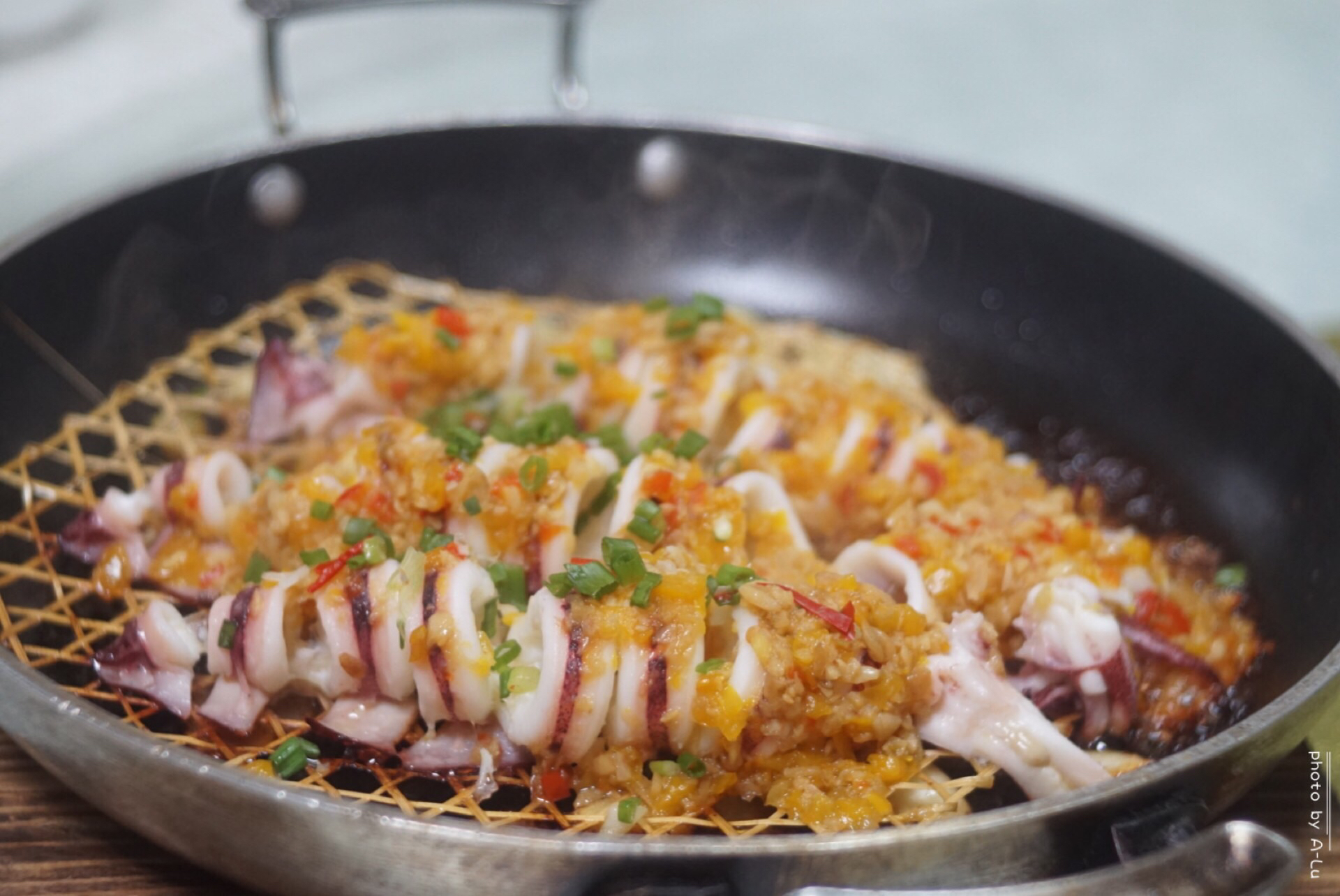 来来海鲜，旧店迁新址，老板直说我们家的菜都好吃，来过都想再来