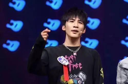 “肤浅”的大张伟，才是最清醒的那个人