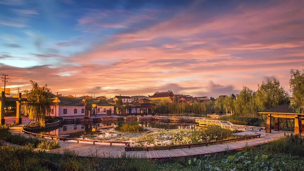 幸福道路越走越宽,幸福道路越走越宽阔