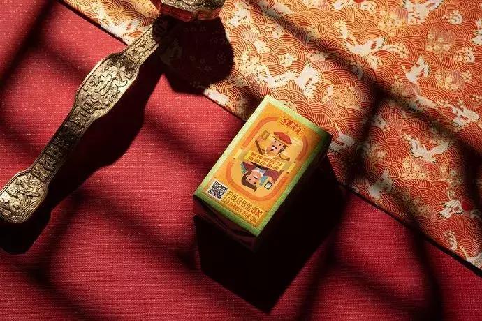 王老吉换新包装还玩起国潮风,绿盒王老吉饮料