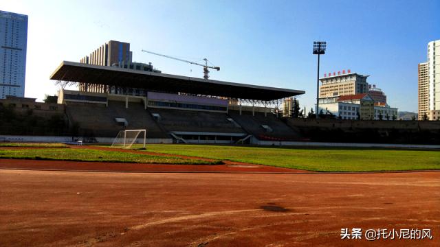 加斯科因是英格兰少有的中场大师,短暂邂逅