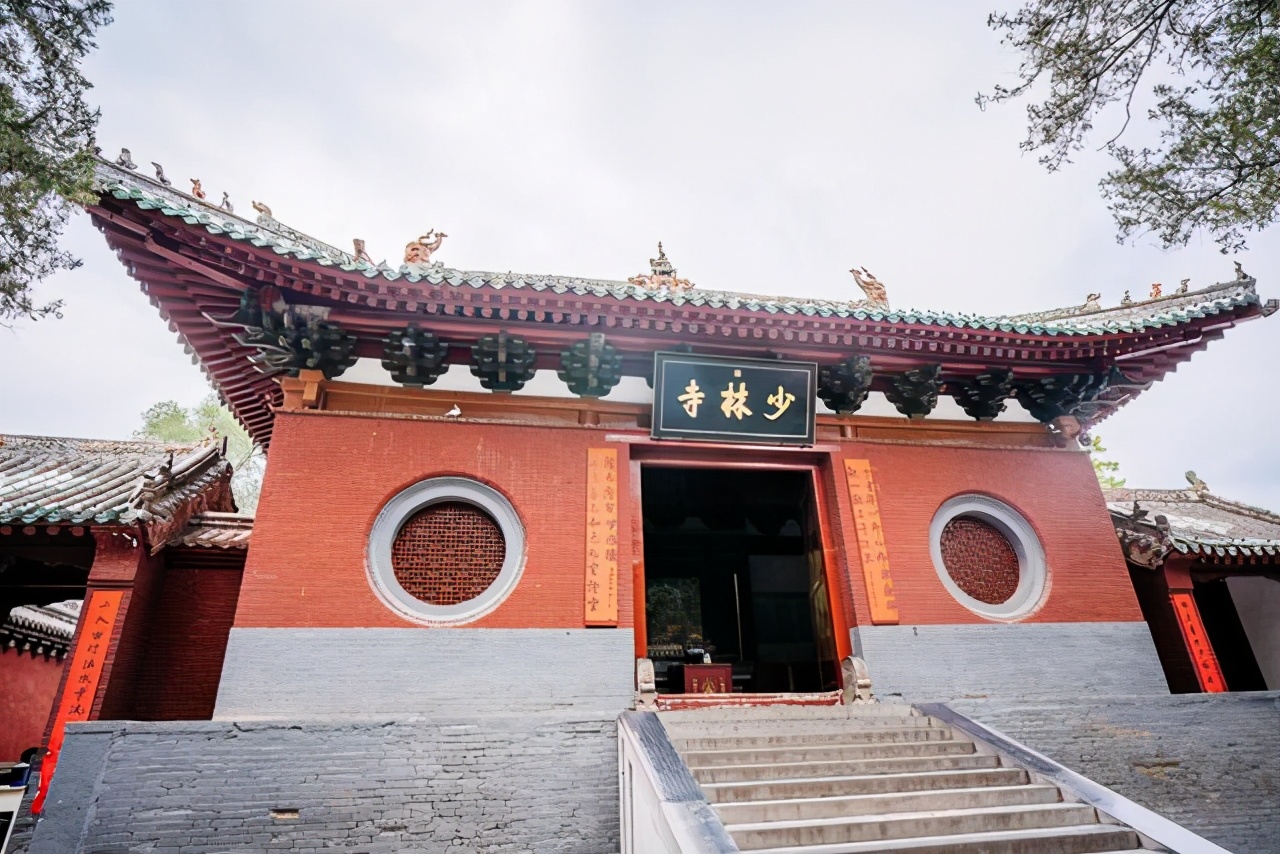 少林寺哪一种功夫比较出名,南少林寺出名还是北少林寺出名