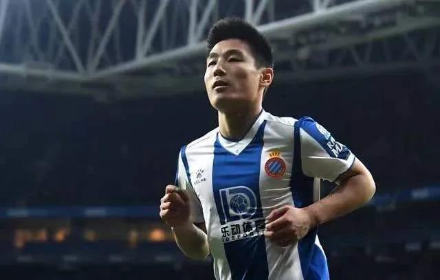 梅西的辉煌岁月,梅西曾经年少轻狂的模样