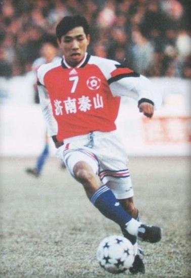 足坛现役左边锋快马,中国队锋线快马