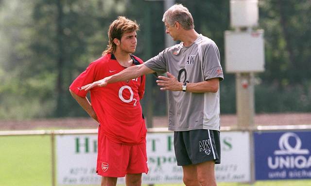 阿尔塞纳温格为什么叫教授,阿尔塞纳温格阿森纳的教父