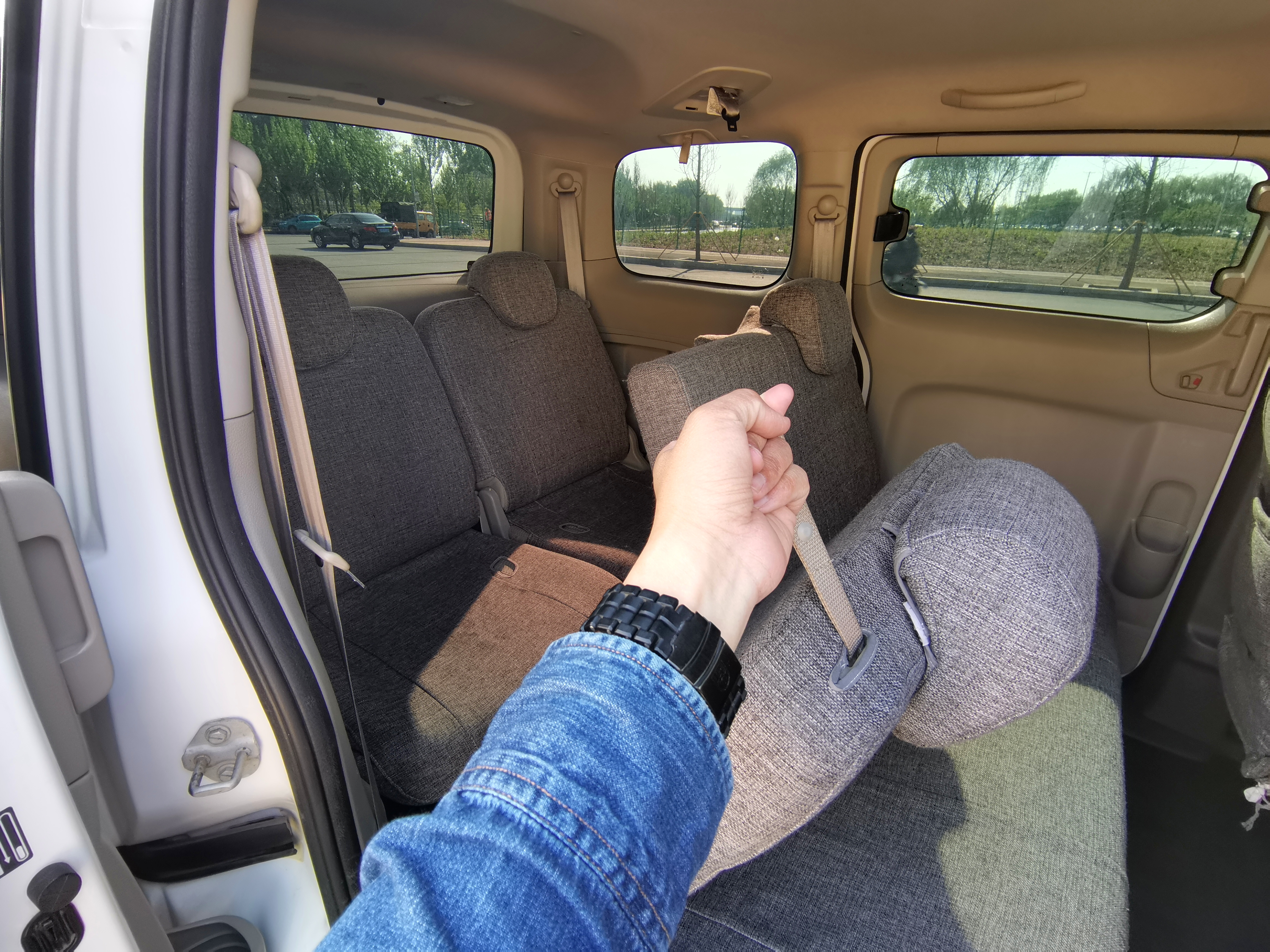 2017郑州日产nv200多少钱手动,深圳郑州日产nv200最新款