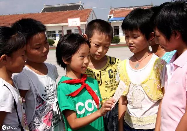 面对学习懒惰的孩子不打不骂,初一的孩子懒惰不愿学习怎么办