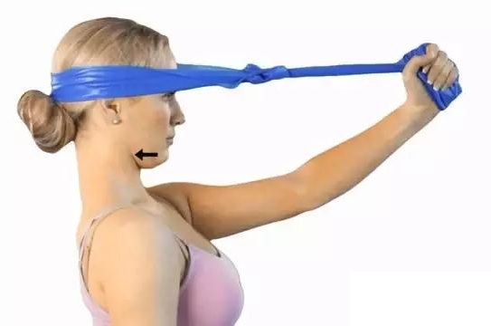 3d演示颈椎生理曲度变直牵引过程,颈椎生理曲度变直如何自行恢复