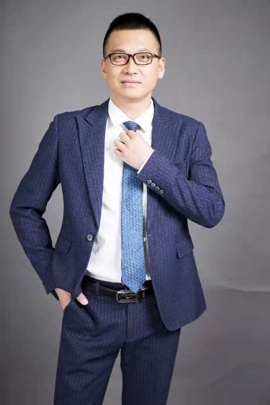 膏药香杏林——记马友琪医师