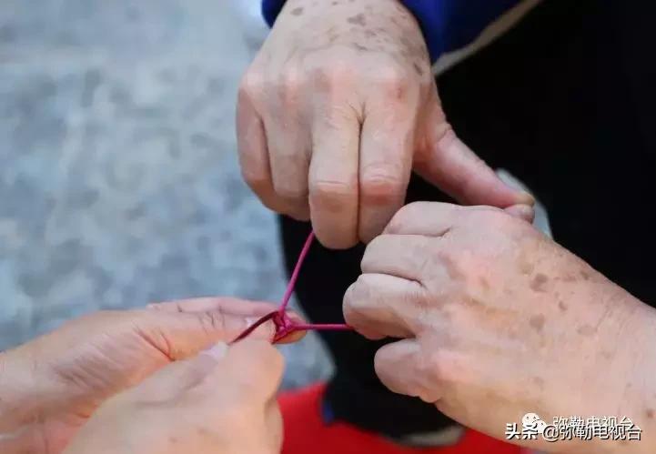 昆明弥勒人山人海,来弥勒玩人山人海