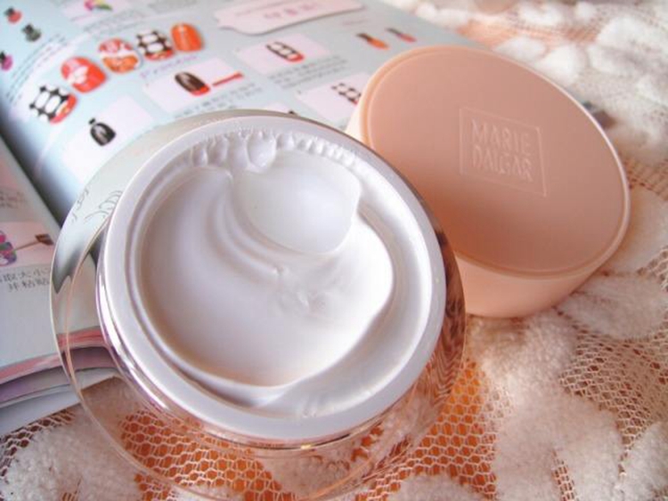 玛丽黛佳口红黄皮推荐,素颜黄皮口红推荐玛丽黛佳