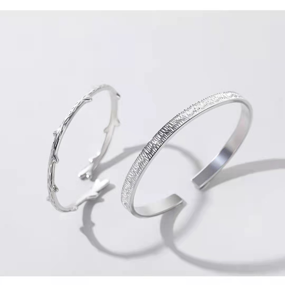 情侣手链感应发光,情侣手链品牌排行榜前十名