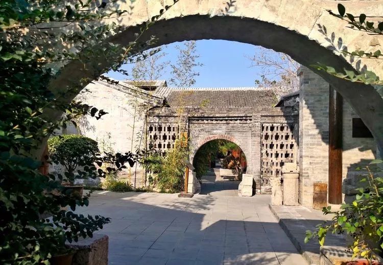 漫随天外云卷云舒原文,漫随天外云卷舒小说