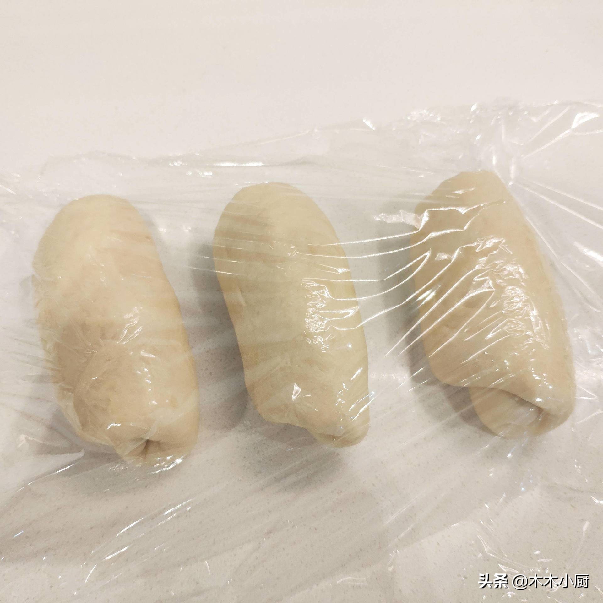 如何用家用蒸烤箱做面包全过程,自己在家用烤箱做面包的方法