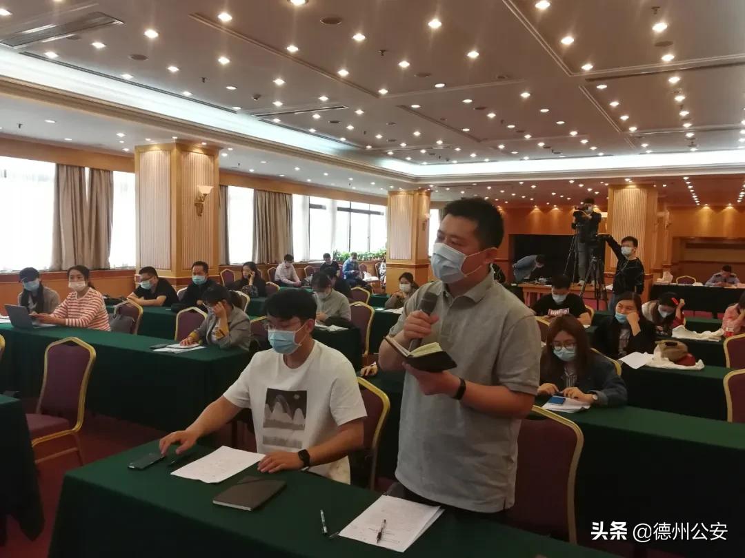 经侦大队破获一起涉众案件,公安机关连续破获多起八类案件