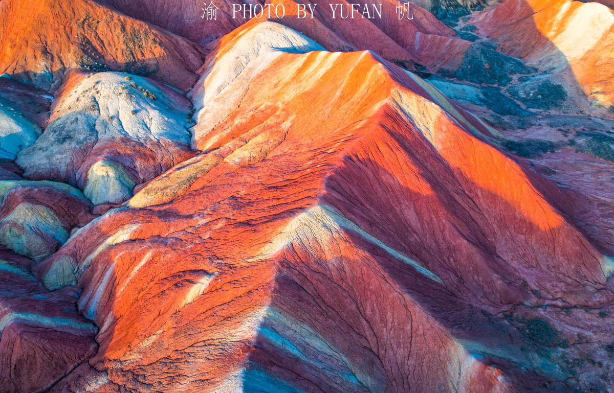 张掖七彩丹霞多久可以看完,旅游张掖七彩丹霞应该注意什么