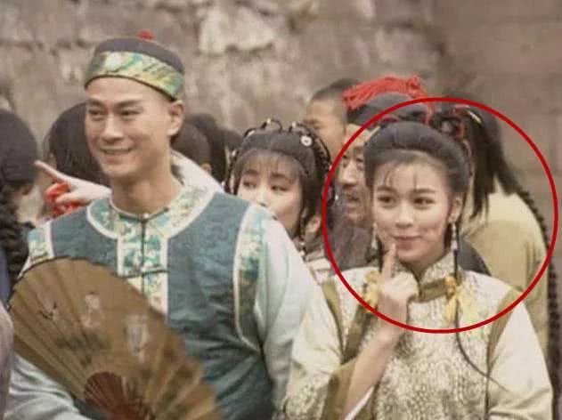 张庭夫妇捐款2000万抗疫！曾因纳税21亿上热搜，微商真这么赚钱？