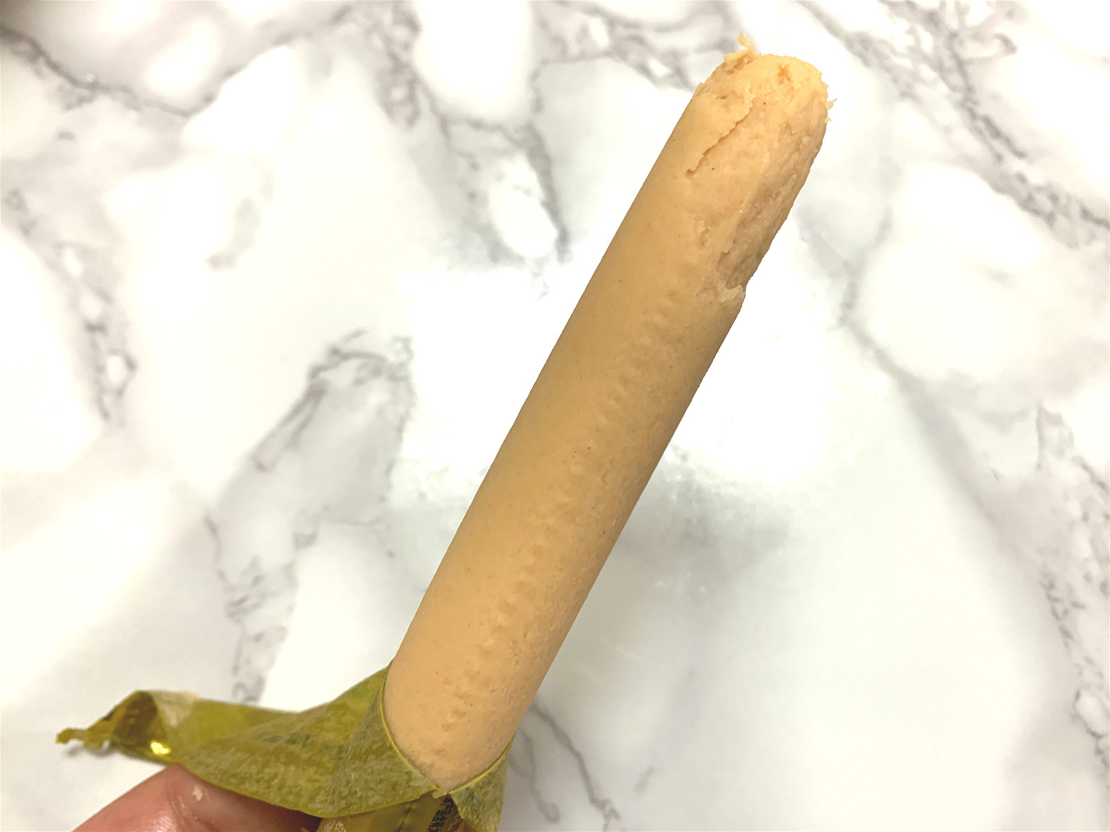 吃了30年的火腿肠，原来金属环下“暗藏玄机”，一转一拉轻松打开