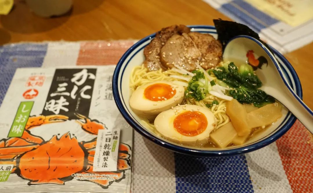 只做一种菜品的店,自己动手做料理的餐厅