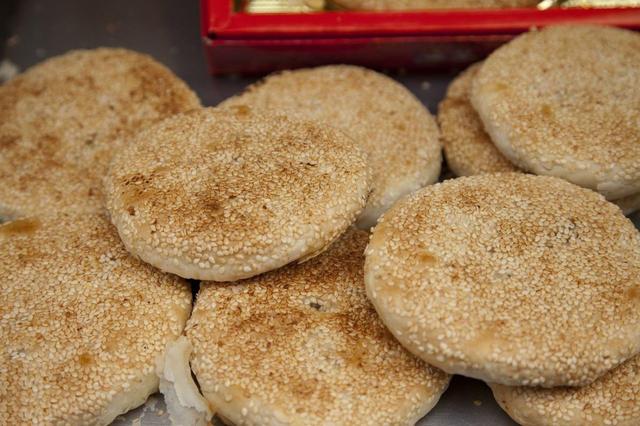 一名90后通过烧饼店年赚百万,小伙利用流量卖烧饼轻松月入过万