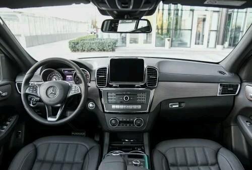 奔驰gle350时尚特别版落地多少钱,2022款奔驰gle63samg落地价