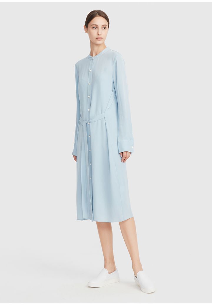 不想穿非要穿什么,不想穿名牌