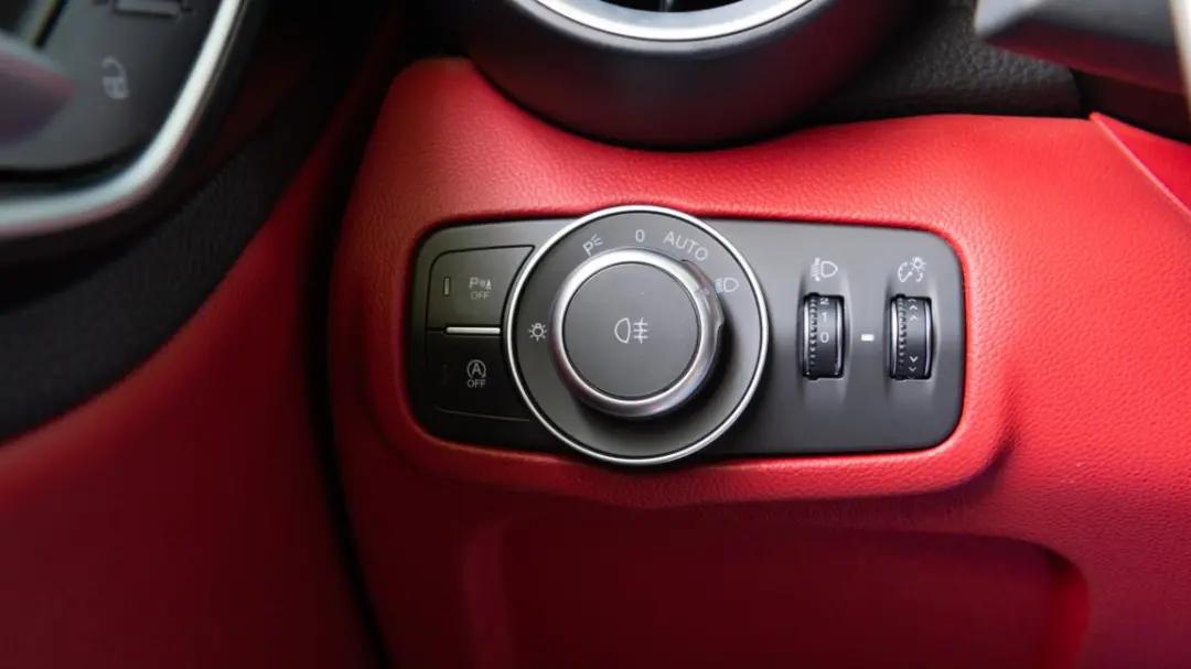 意大利风情满载的阿尔法罗密欧Giulia,还有个名字叫做“勇气”