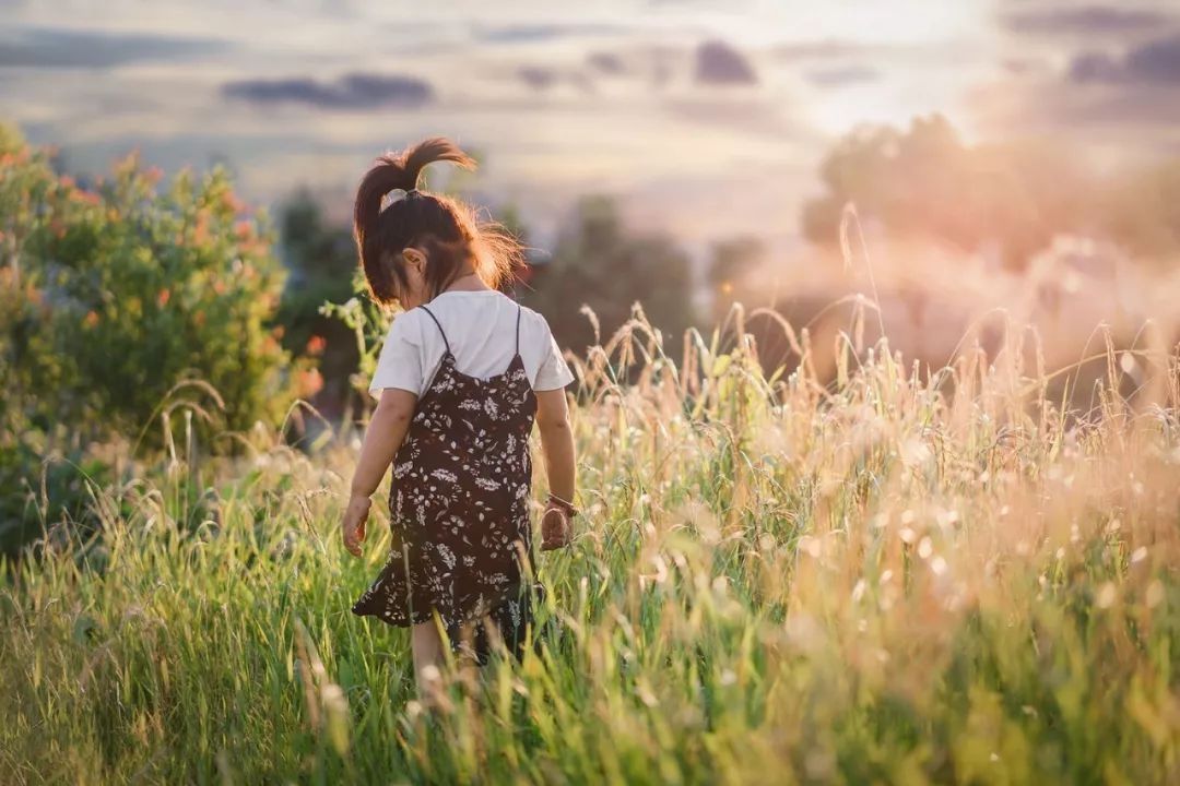 女子本弱，为母则刚，母亲的潜力，你永远想象不到