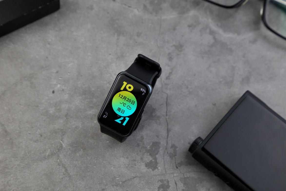 华为watchfit与华为手环6的区别,华为手表watchfit和new的区别