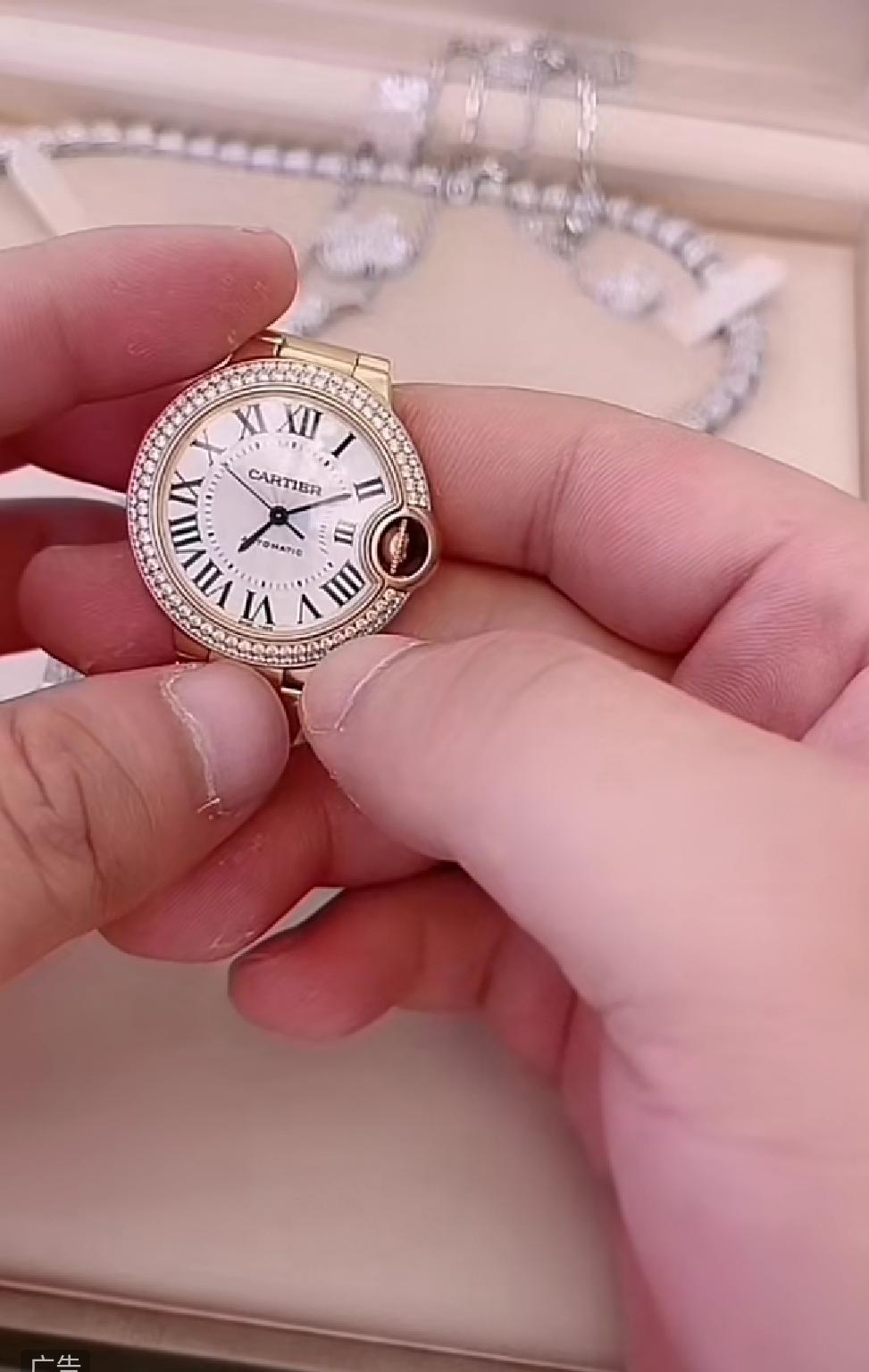 二驴炫富网红事件,二驴冰箱炫富视频