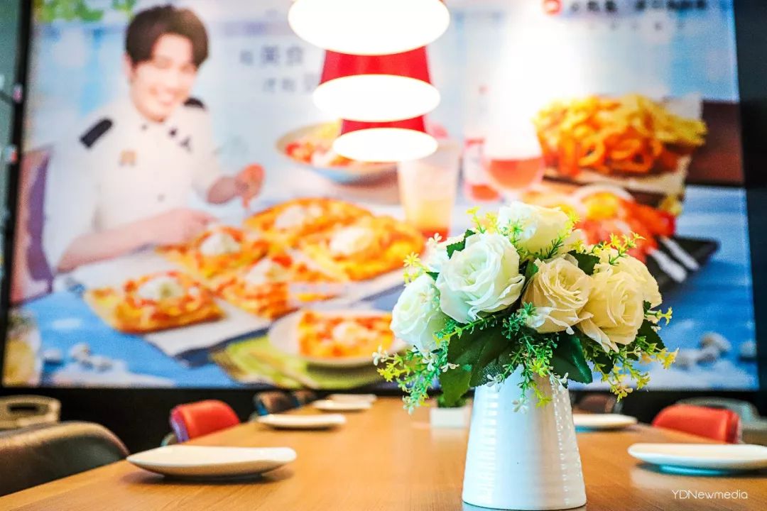 必胜客宠粉玩出新花样？七夕为你甜蜜助攻