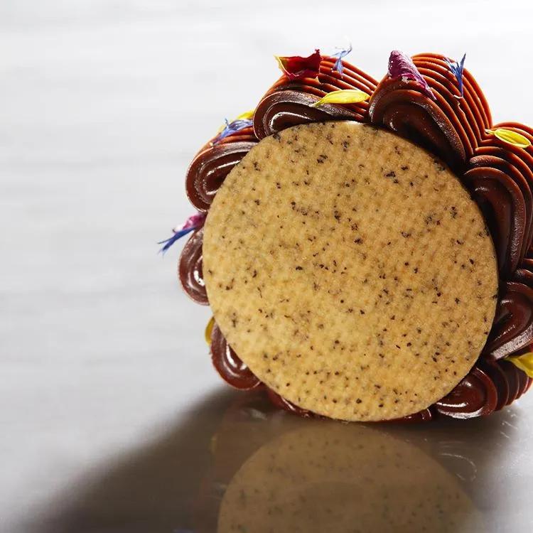 只卖6款，且无蛋糕柜的东京人气夫妻店！