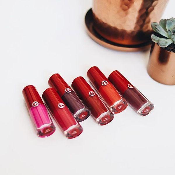 适合黄皮的裸色系显白口红,最显白适合冬天的红色口红