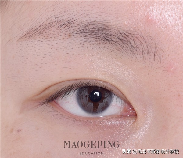 紫色眼妆魅惑,紫色云霞