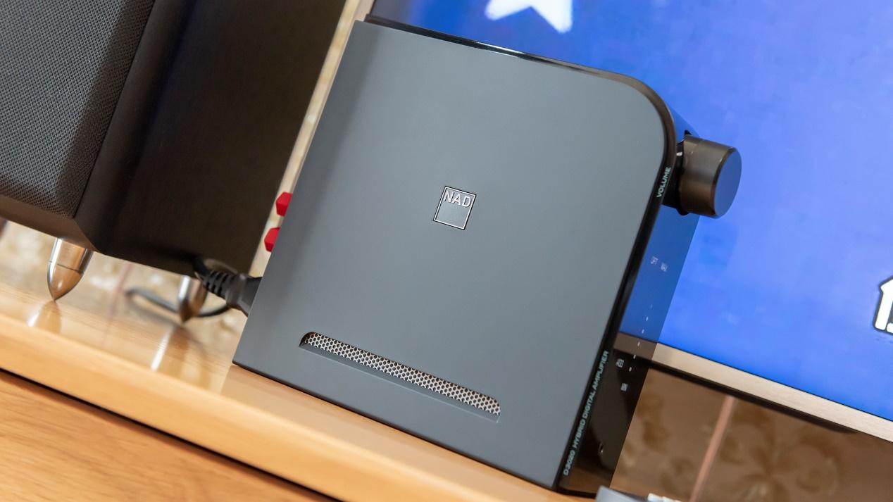 让你的耳机系统通通吃灰深度谈谈不得不服的英国NAD解码功放