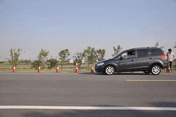 刹车偶尔变软失灵的原因是什么,哪些问题会导致刹车失灵