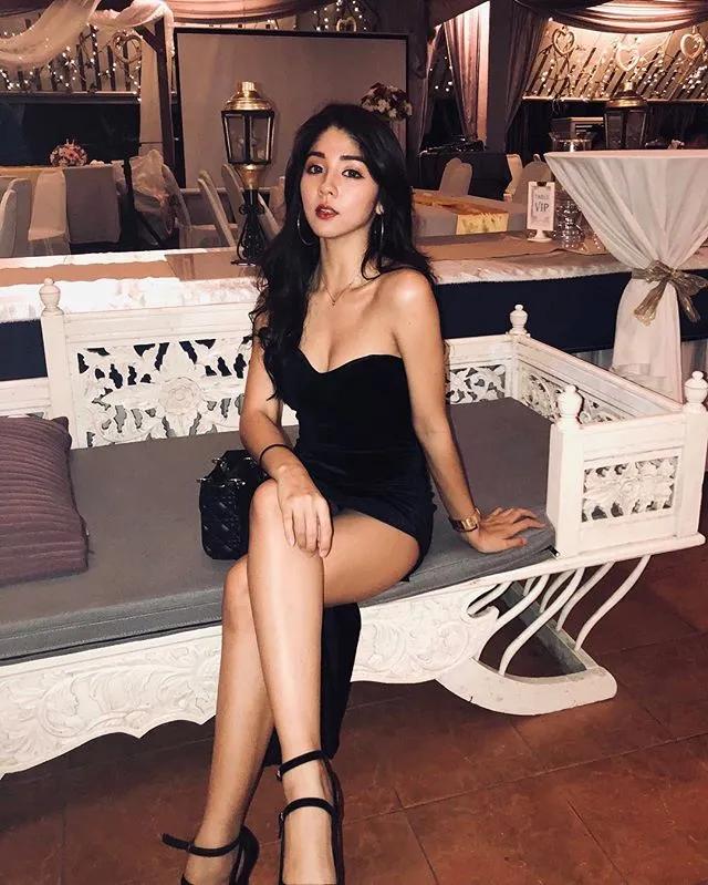 健身房遇见高冷御姐是谁,健身房健身的萝莉