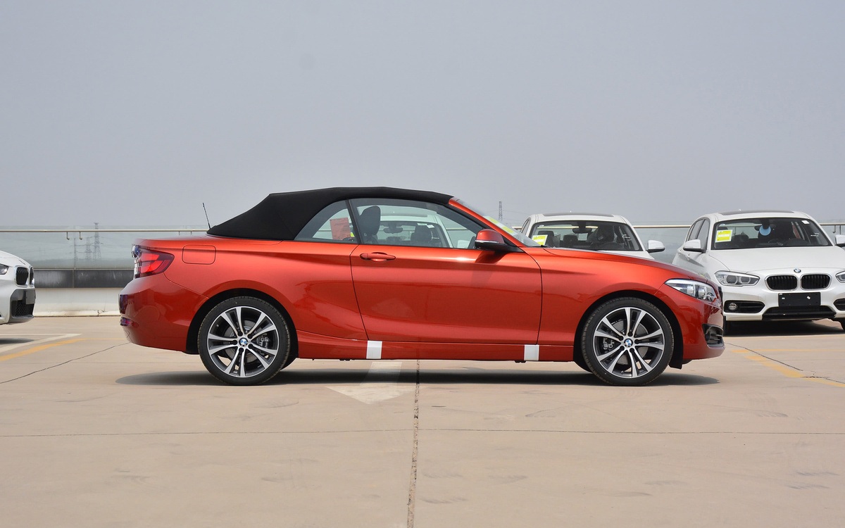 最值得买的四门轿跑宝马,全新四系宝马双门轿跑车