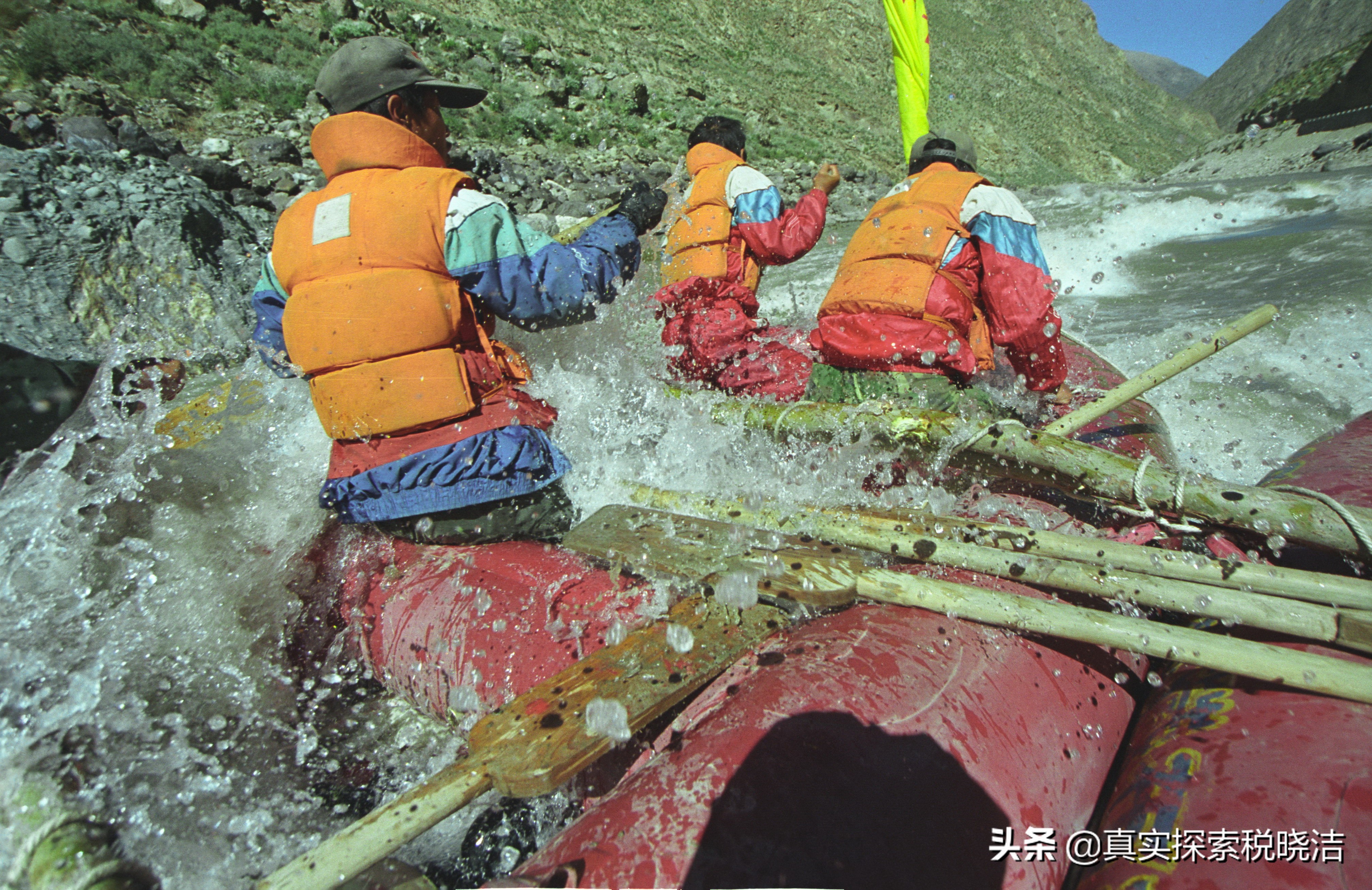 二十个男人和一条江（附：每个队员大头照）