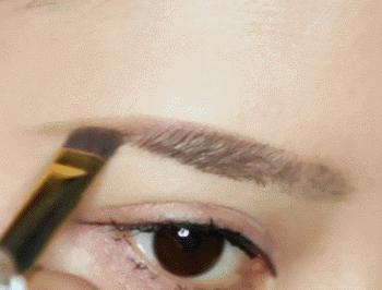 化妆的正确步骤千万别错了,正确的化妆步骤你还傻傻分不清吗