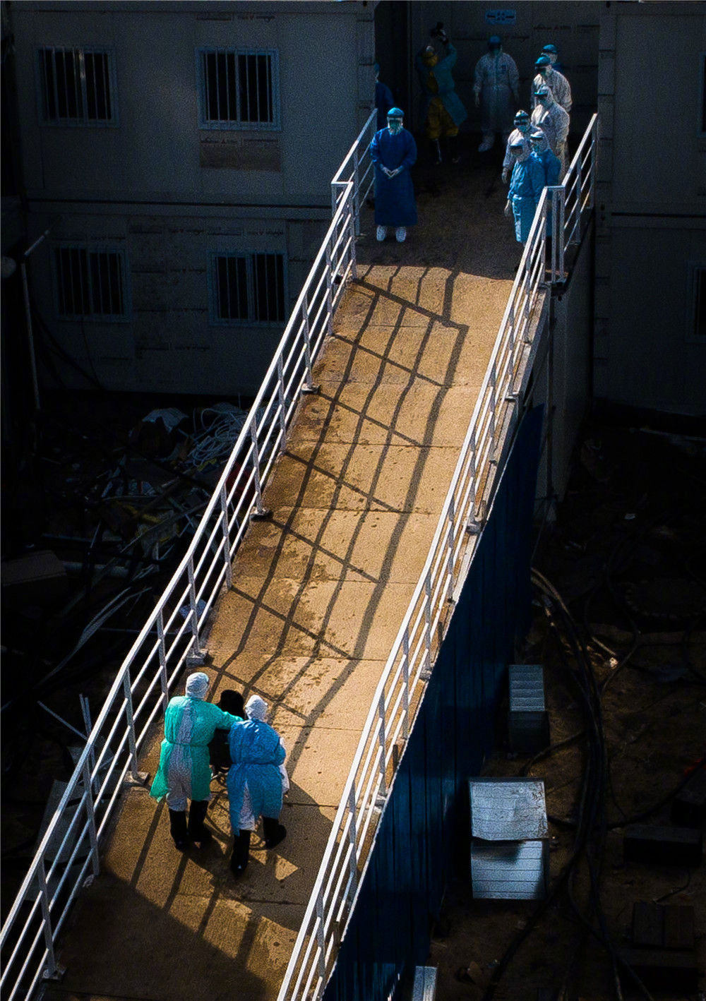 从磨难中奋起——武汉战“疫”凝聚中华民族磅礴力量