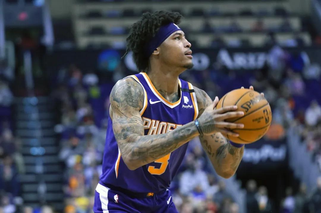 半月板撕裂年轻好得快吗,乌布雷半月板撕裂严重吗