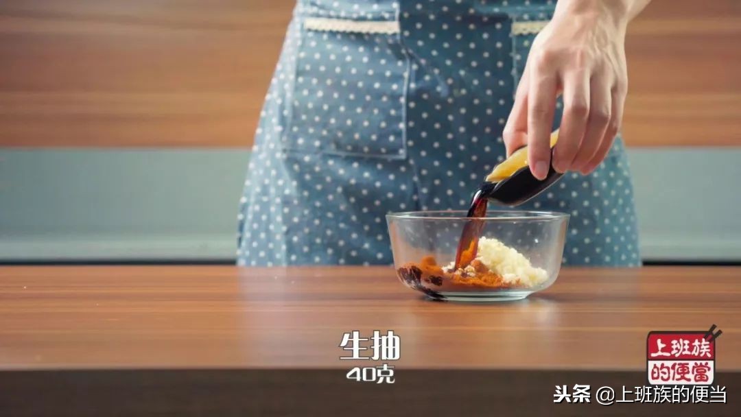 外焦里嫩的烤鸡怎么做,烤箱烤鸡怎么做到外焦里嫩