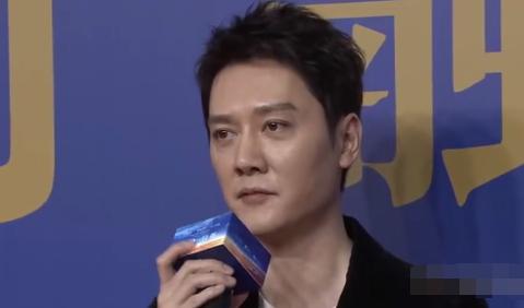 冯绍峰童瑶是真吻吗,冯绍峰童瑶吻戏