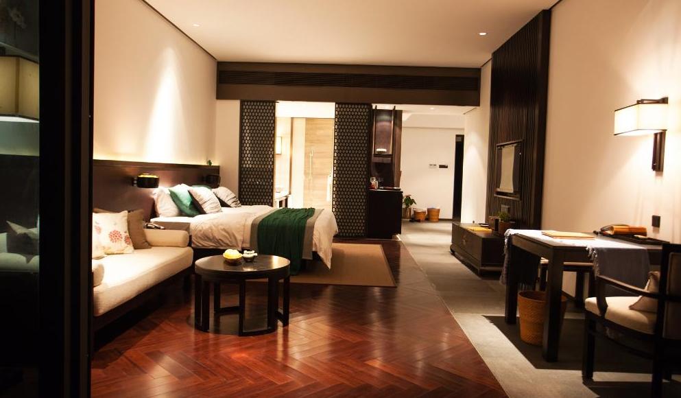 打卡网红度假酒店,打卡豪华主题客房